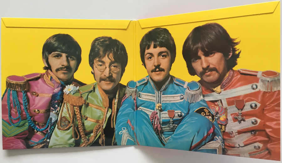 Gatefold, Beatles (The) - Sgt. Pepper&#39;s Lonely Hearts Club Band [Encore Pressing]